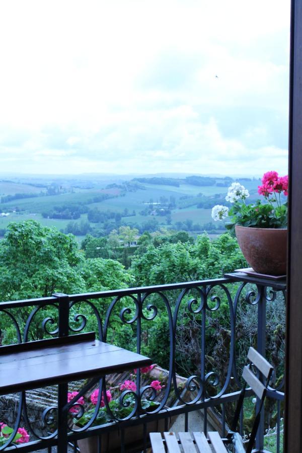 Bed and Breakfast Madamenfrance Monclar-d'Agenais Esterno foto